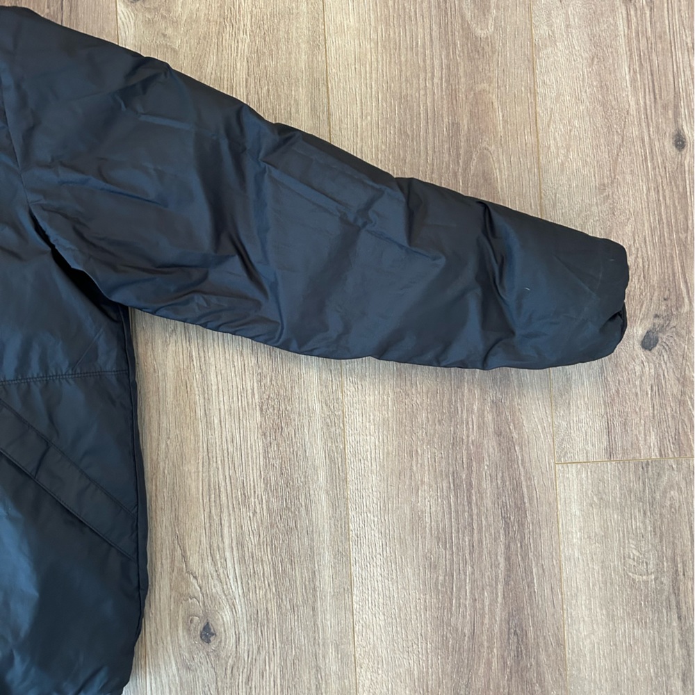 The North Face 550 Down Reversible Jacket - Picture 11 of 12